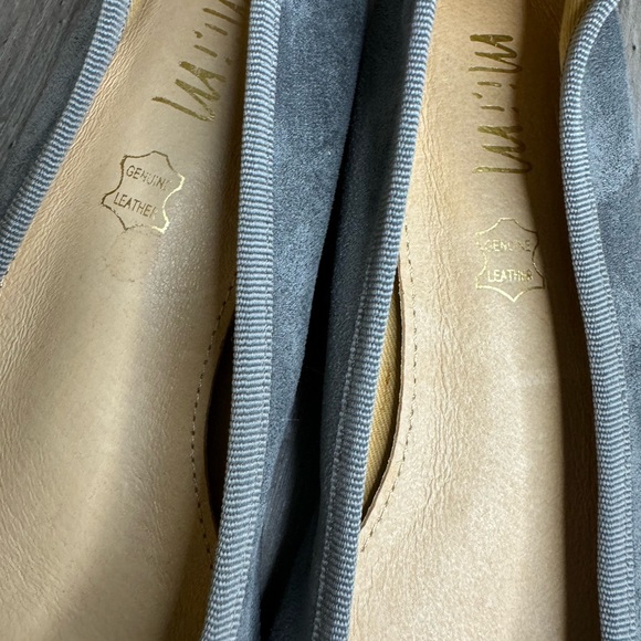 Mi.iM Suede Blue Flats - Picture 2 of 3